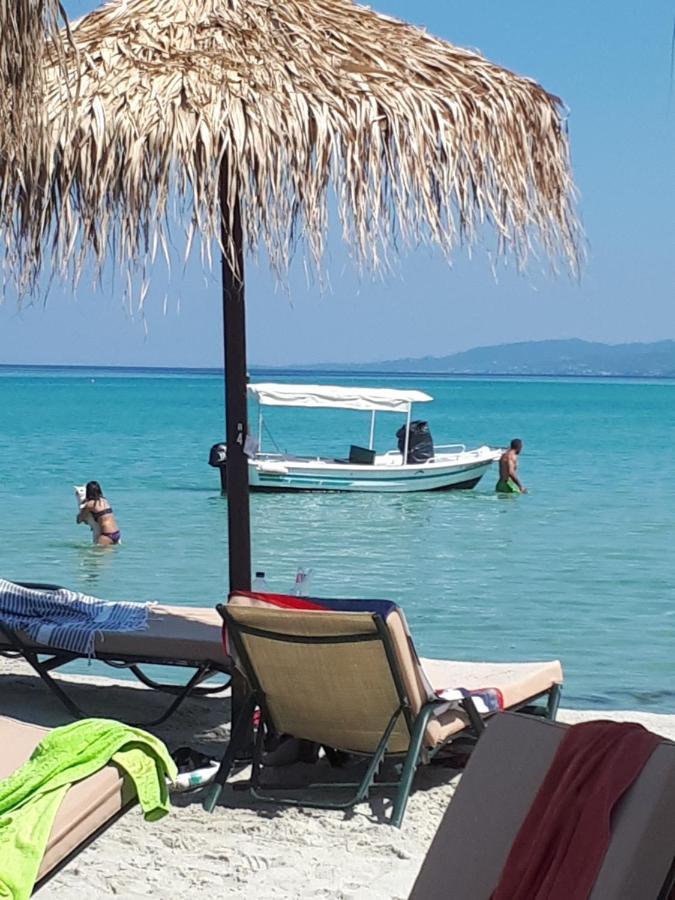Villa George Afytos Bagian luar foto