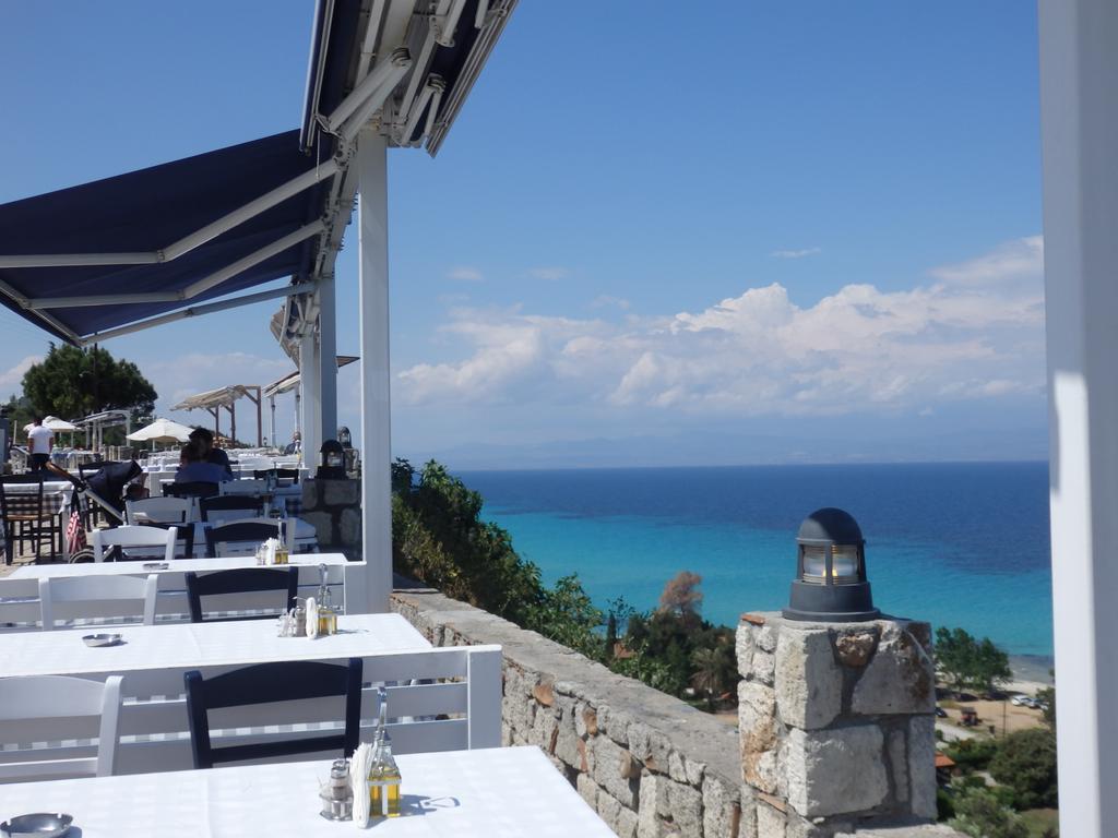 Villa George Afytos Bagian luar foto